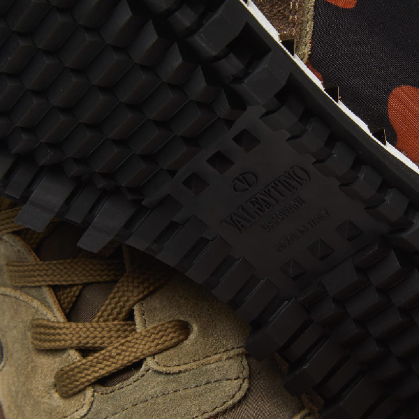 valentino stud sole rockrunner sneaker