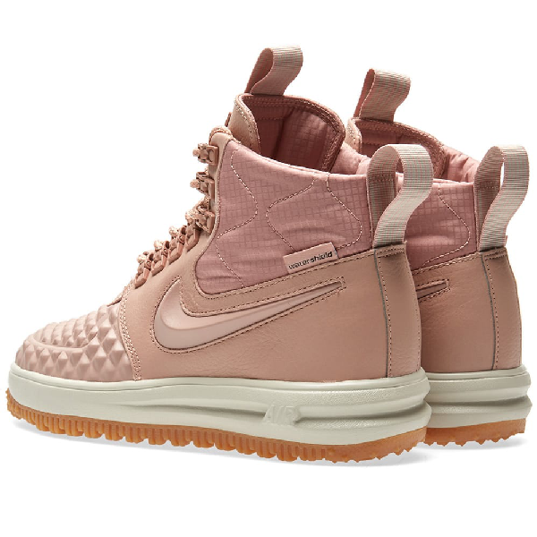 nike duckboot pink