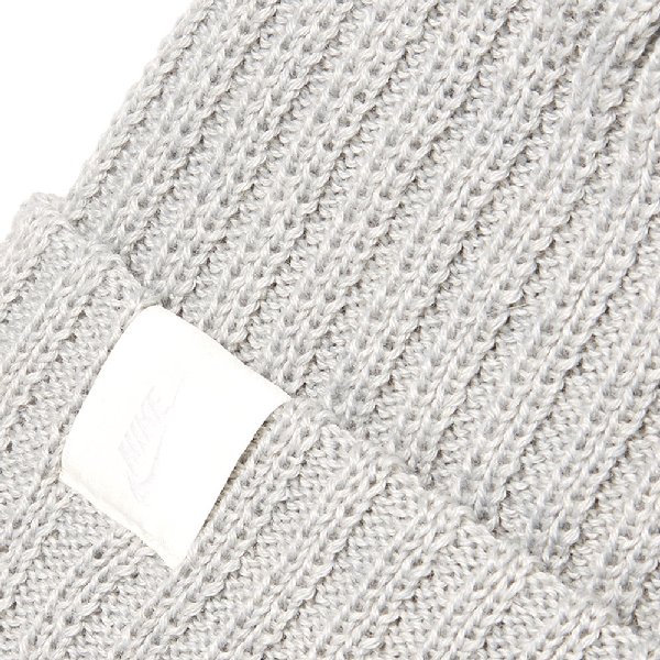 nikelab essentials beanie
