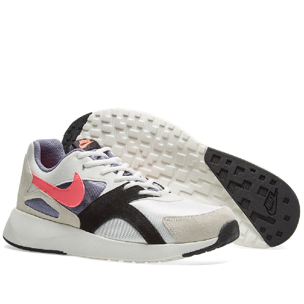 nike pantheos trainers in white