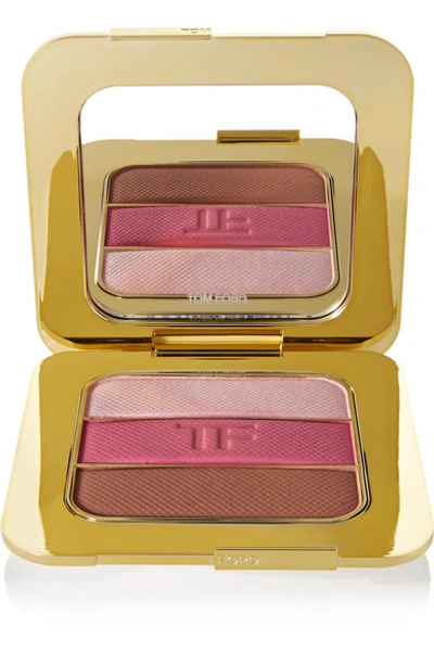 Shop Tom Ford Soleil Contouring Compact - Soleil Afterglow In Bronze