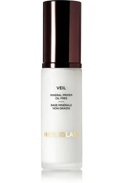 Shop Hourglass Veil Mineral Primer, 30ml - One Size In Colorless