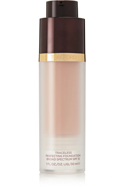 Shop Tom Ford Traceless Perfecting Foundation Broad Spectrum Spf15 - Ivory Rose 3.5 In Neutral