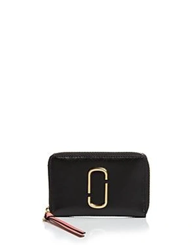 Shop Marc Jacobs Snapshot Standard Small Leather Wallet In Black/rose/gold