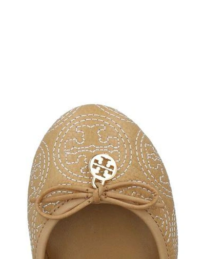 Shop Tory Burch Ballet Flats In Sand