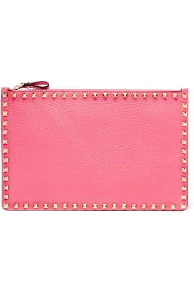 Shop Valentino The Rockstud Textured-leather Pouch In Bright Pink