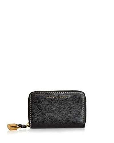 Shop Marc Jacobs The Grind Small Standard Leather Wallet In Black/gold