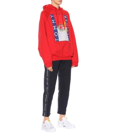 Vetements Red Tommy Hilfiger Edition Oversized Hoodie | ModeSens