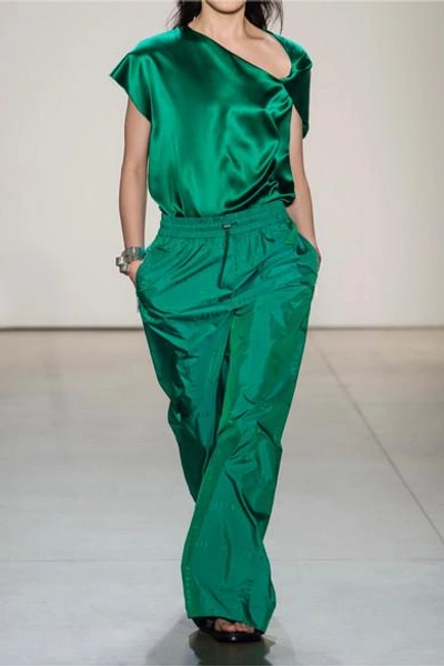 Shop Dion Lee Knotted Silk-satin Top In Emerald