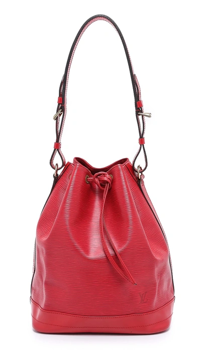 Pre-owned Louis Vuitton Large Epi Noe Bag In Red