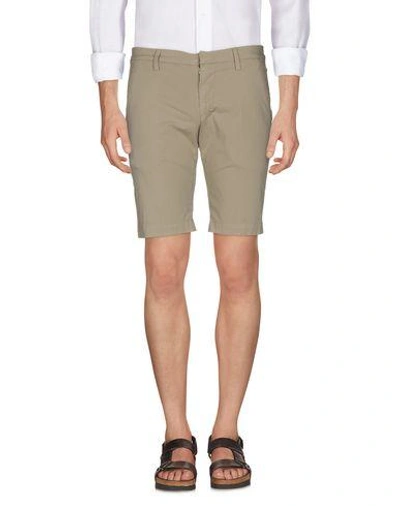Shop Dondup Man Shorts & Bermuda Shorts Dove Grey Size 30 Cotton, Elastane
