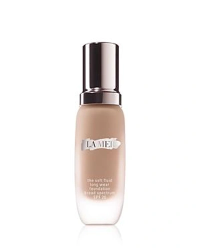 Shop La Mer The Soft Fluid Long Wear Foundation Spf 20 In 21a Dune - Light To Medium Skin With Cool Undertone