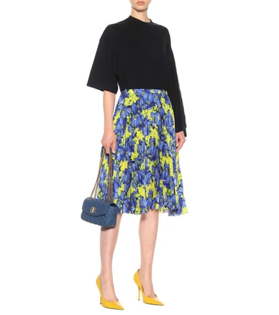 Shop Balenciaga Floral-printed Plissé Midi Skirt