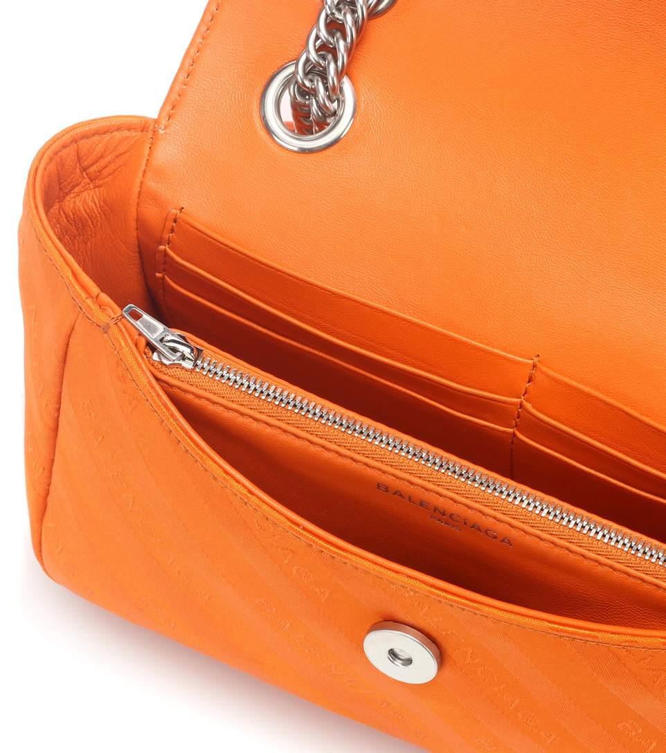 balenciaga chain round s leather shoulder bag