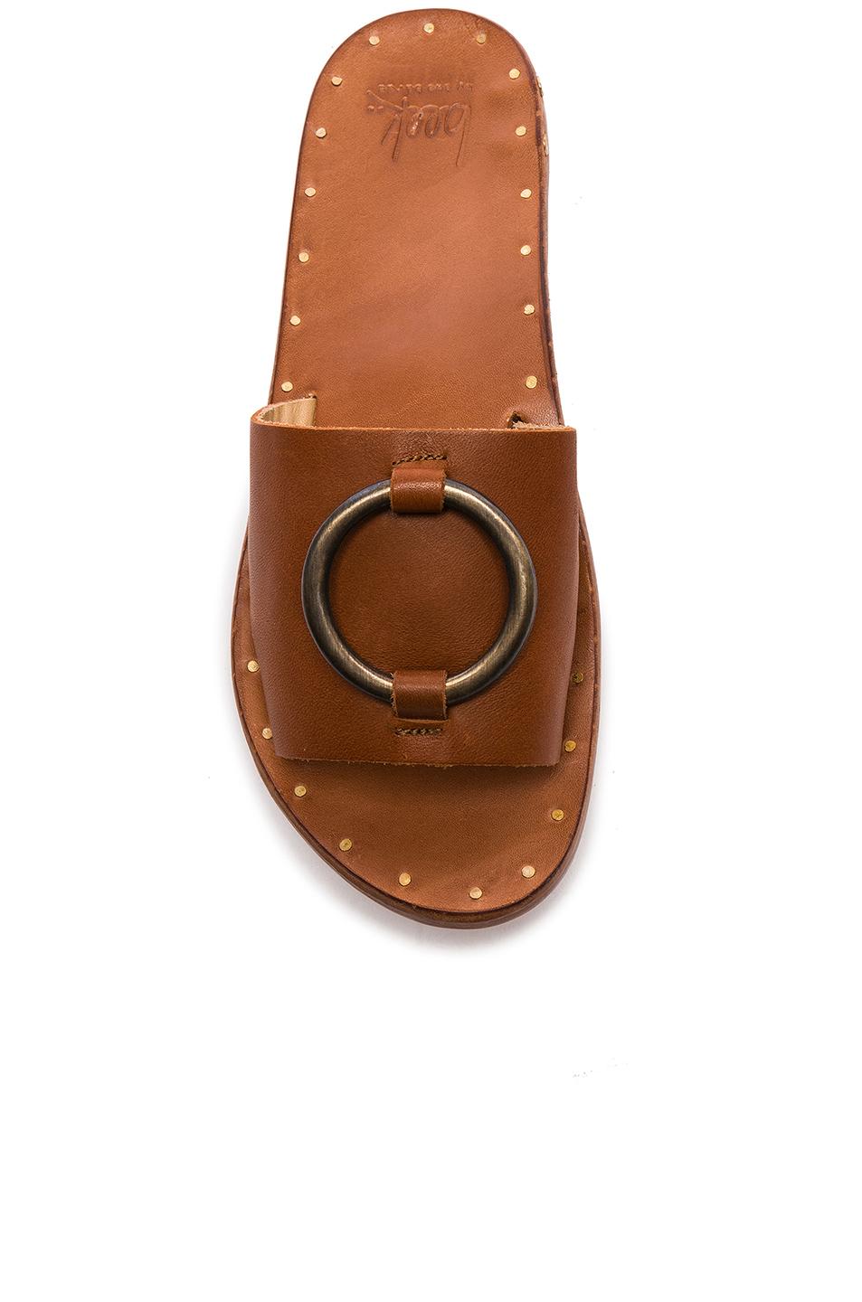 Beek Cockatoo Slide Sandal In Brown 