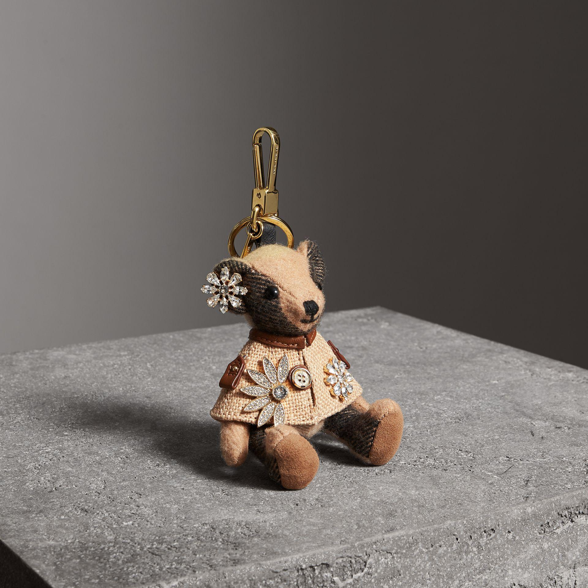 burberry thomas bear charm