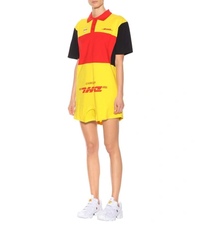 Shop Vetements Dhl Printed Cotton Shirt Dress In Yellow