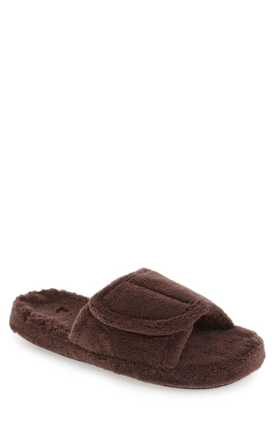 Shop Acorn 'spa' Slipper In Chocolate