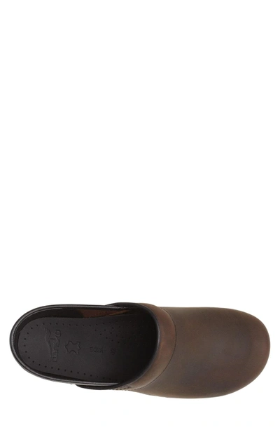 Dansko Men's Professional Antique Clog - Medium Width In Antique Brown/black In Antique Brown Oiled