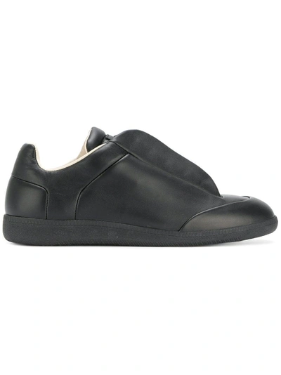 Shop Maison Margiela Future Low-top Sneakers - Black