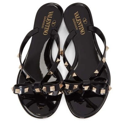 Valentino Garavani Valentino Rockstud Rubber Flip Flop In Black