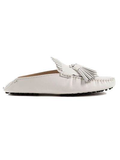 Shop Tod's Tassel Collapsible Loafers In Bbianco