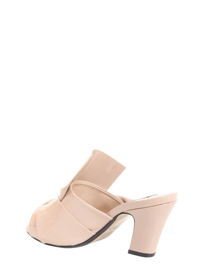 Shop N°21 Bow Mules In Cipria