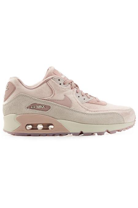 nike air pink suede