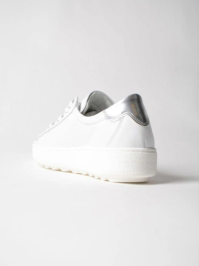 Shop Philippe Model Madeleine Sneakers In Vwhite-silver