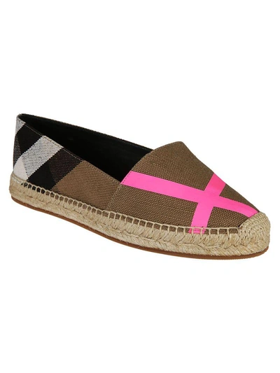 Shop Burberry Checked Espadrillas In Pink