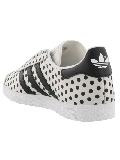 Shop Adidas Originals Gazelle Sneaker In White-black
