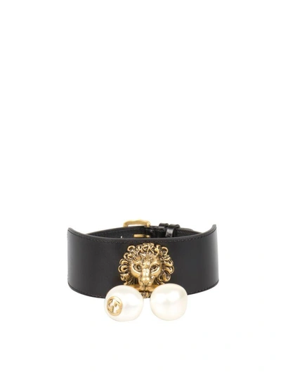 Shop Gucci Lion Head Leather Bracelet In Nero