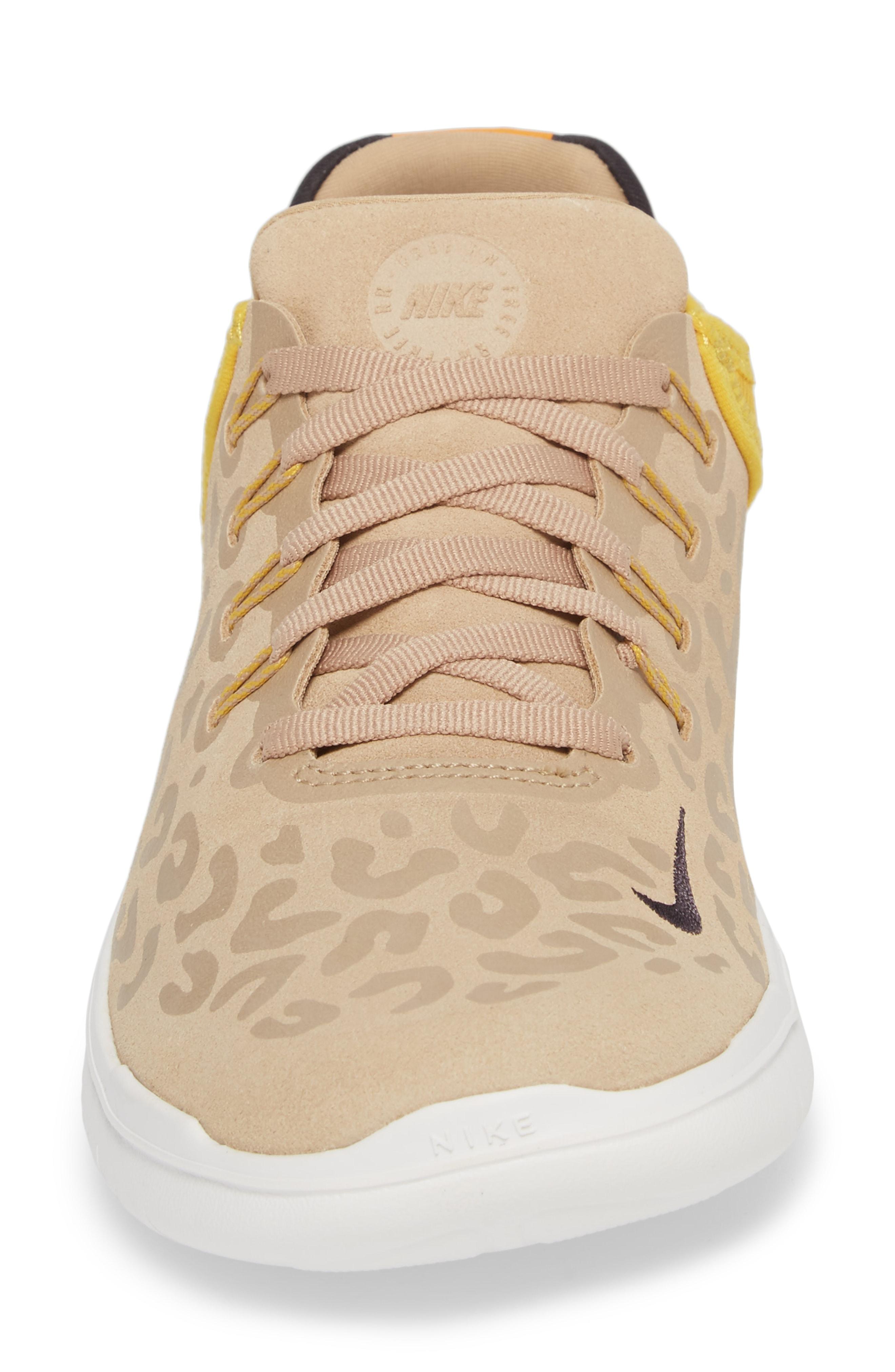 nike free wild suede