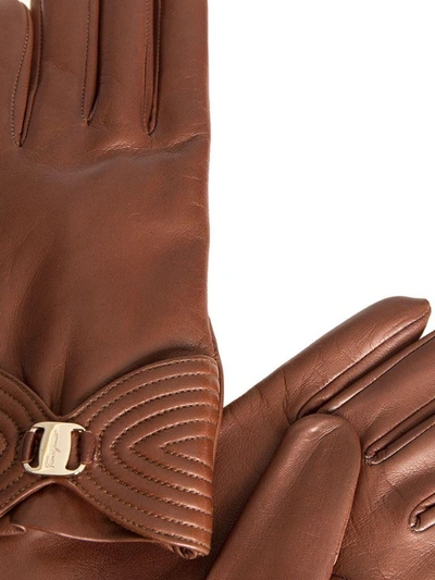 Shop Ferragamo Leather Gloves In Tabacco