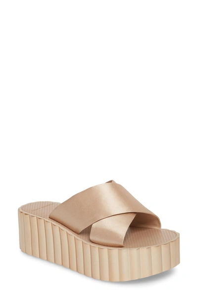 Shop Tory Burch Scallop Platform Sandal In Bellini Blush