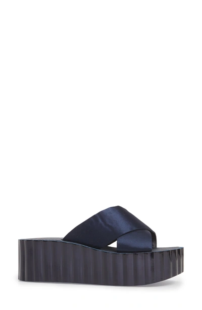 Shop Tory Burch Scallop Platform Sandal In Perfect Navy