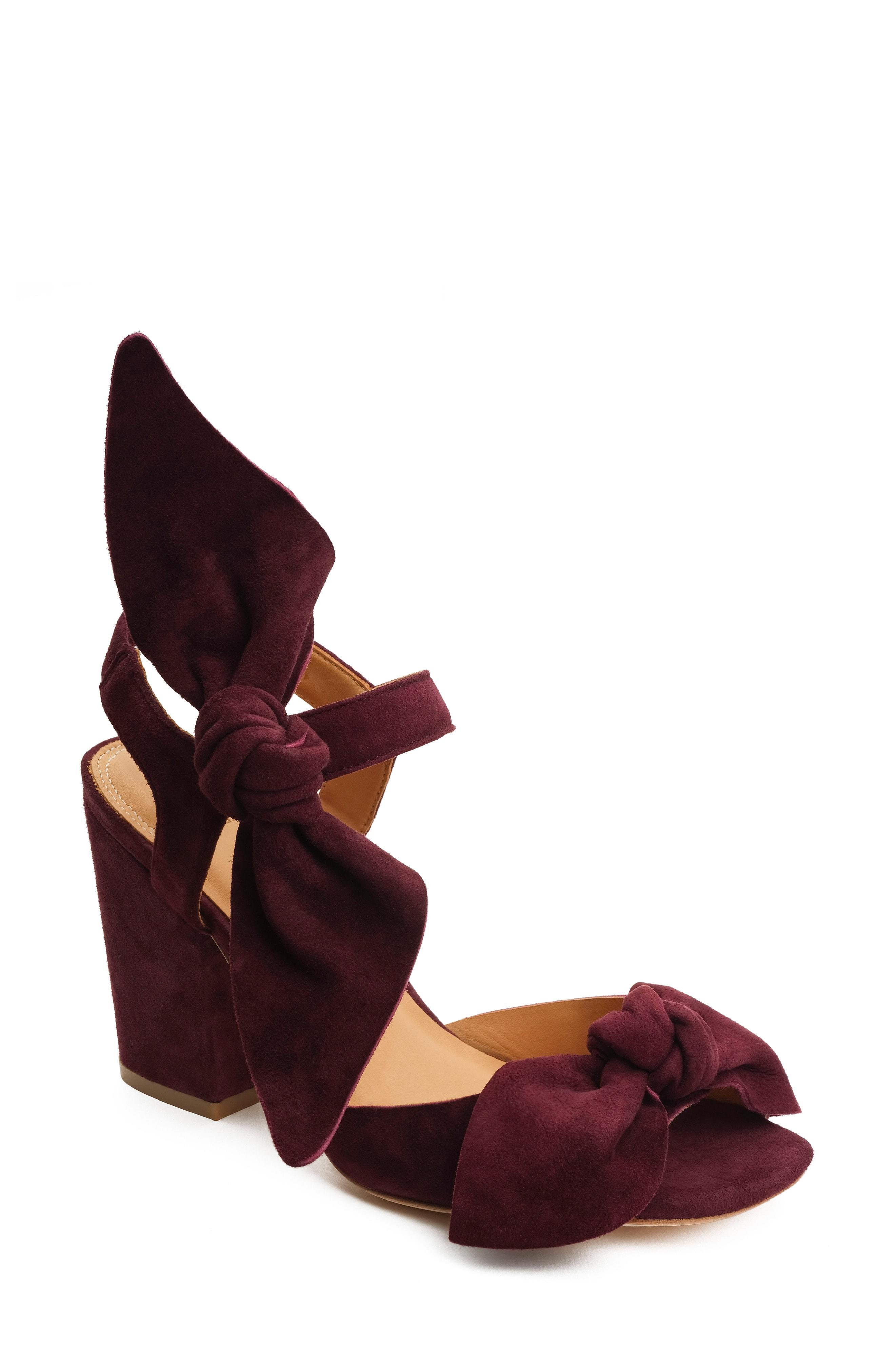 bill blass carmen bow heels