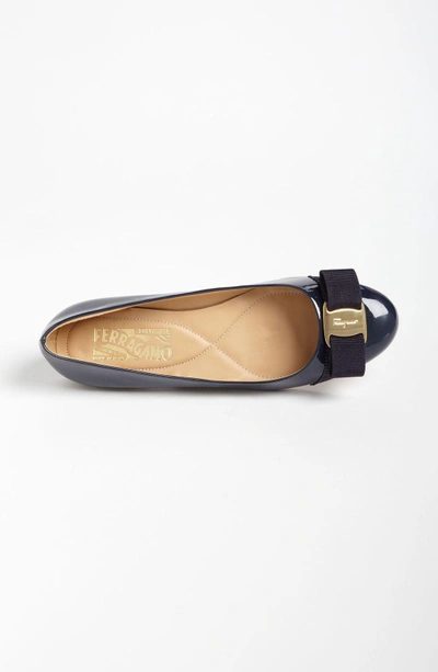 Shop Ferragamo Varina Leather Flat In Oxford Blue