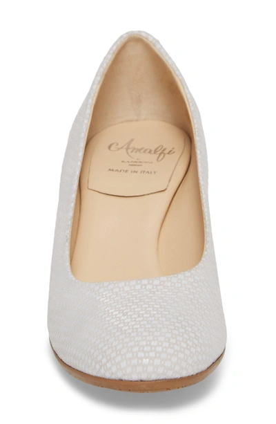 Shop Amalfi By Rangoni Rosso Pump In Beige/ White Leather