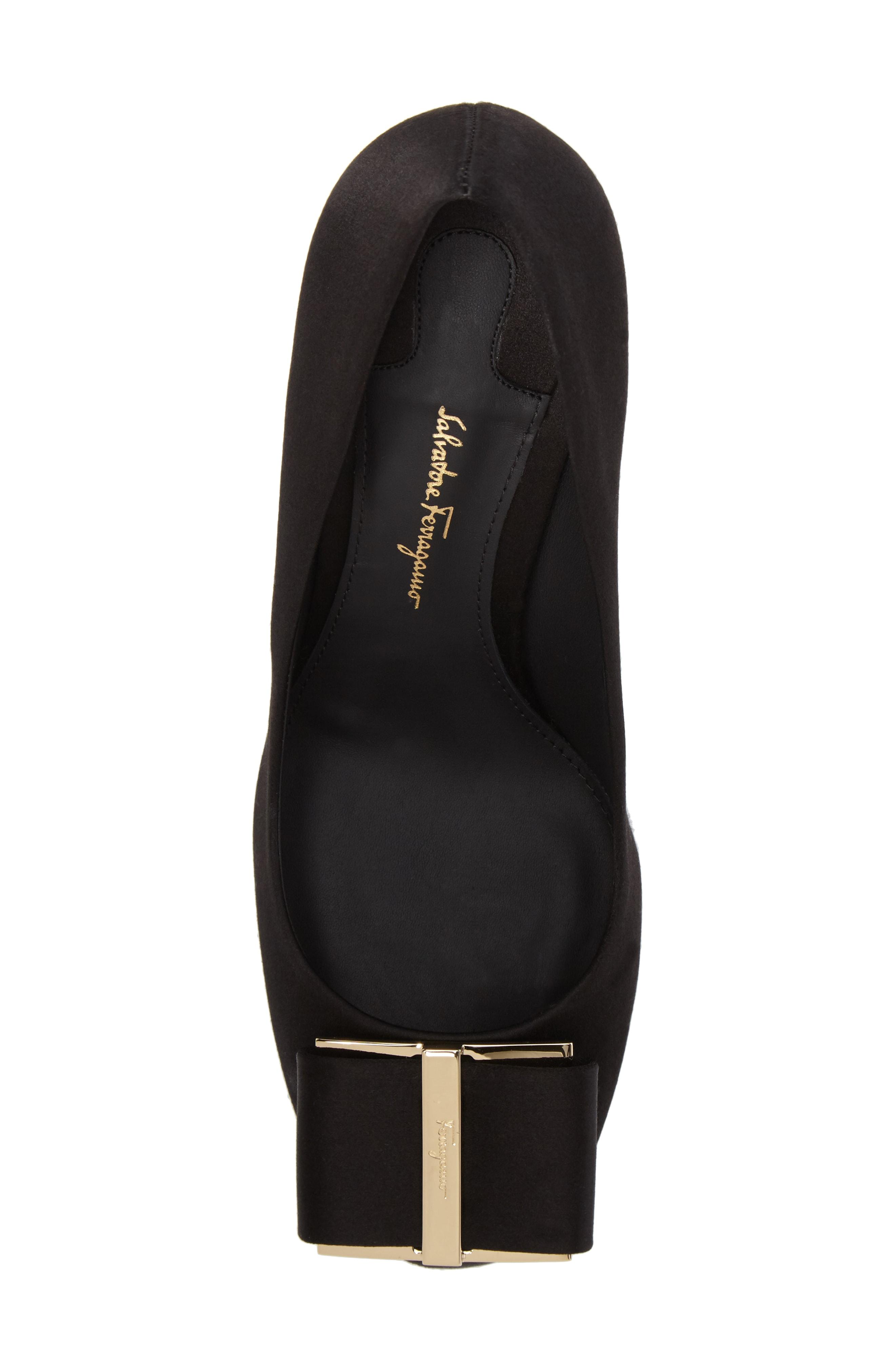 salvatore ferragamo heels with bow