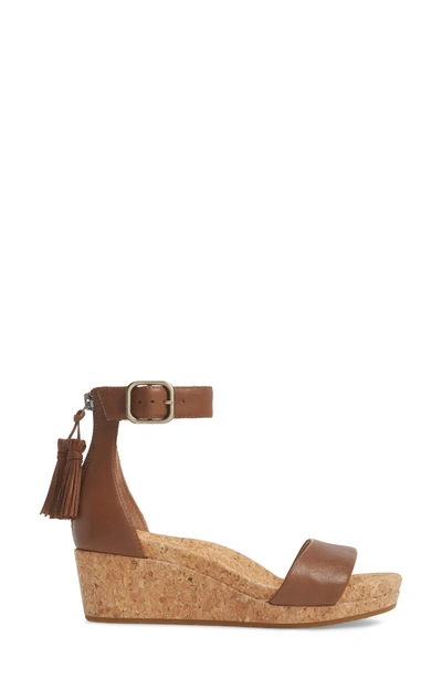 Ugg Zoe Wedge Sandal In Chestnut Leather | ModeSens