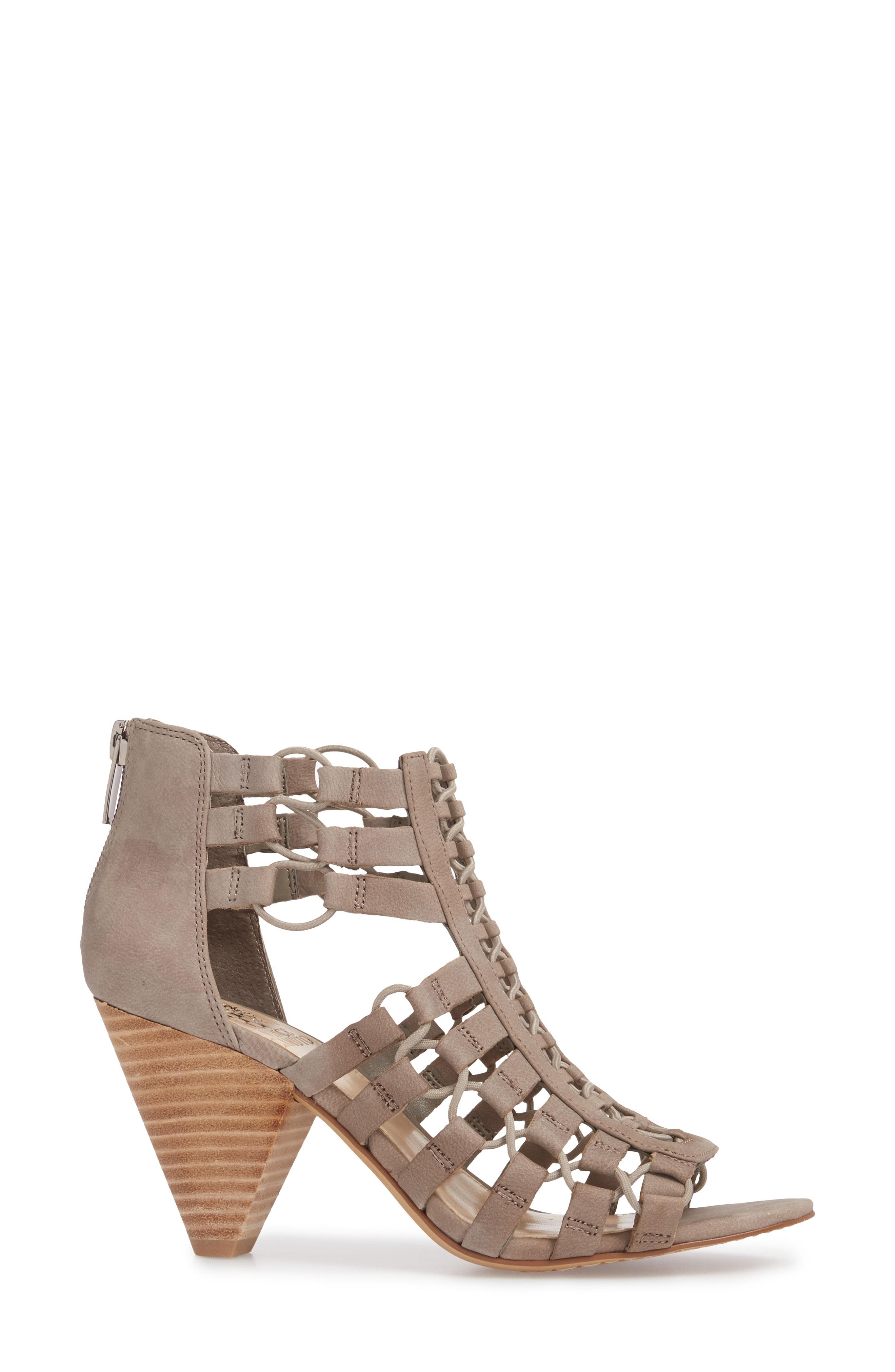 vince camuto elanso sandal