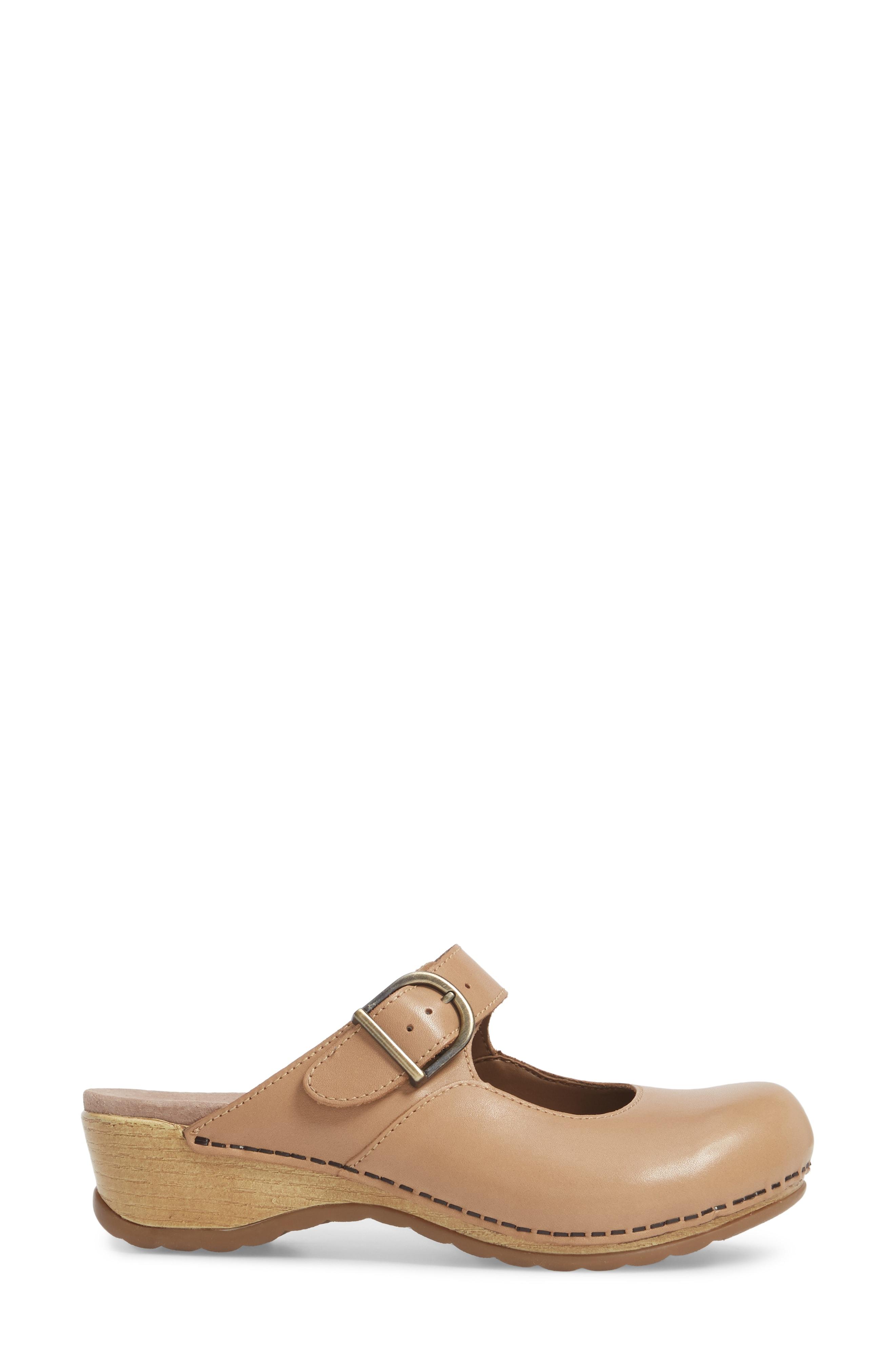 dansko martina sand