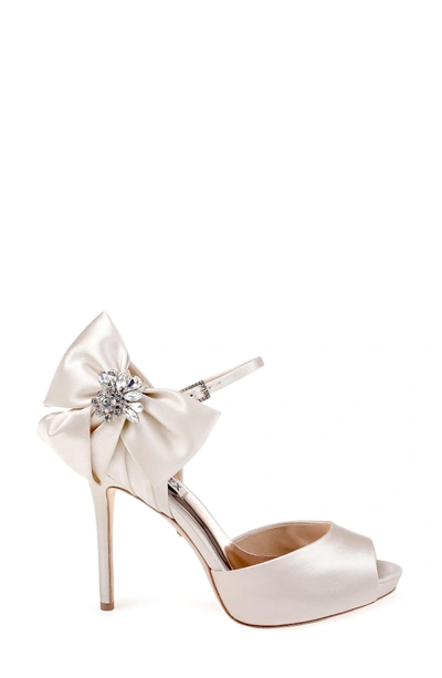 Badgley Mischka Samra Bow Pump In Ivory Satin | ModeSens