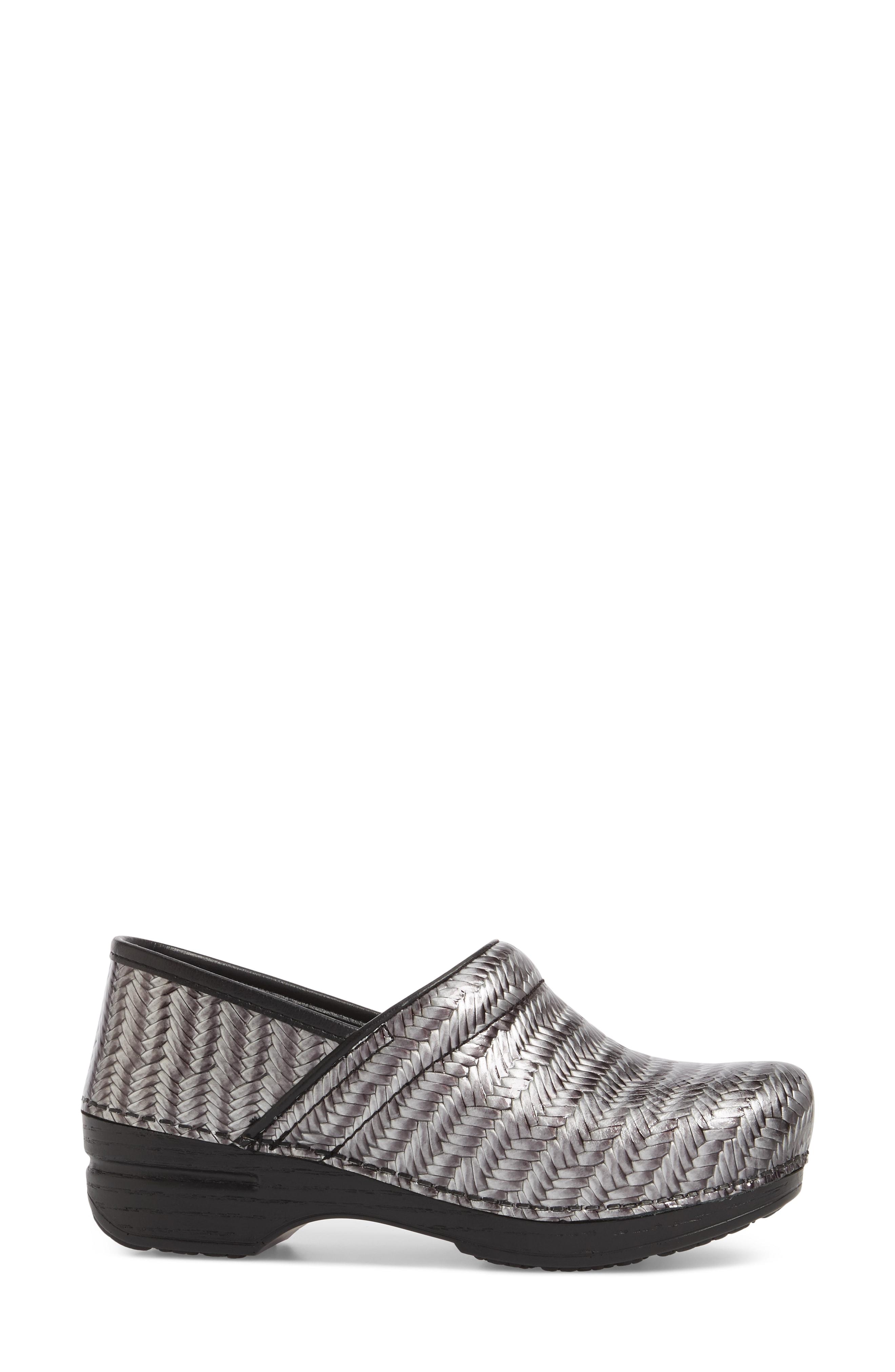 black shiny dansko clogs