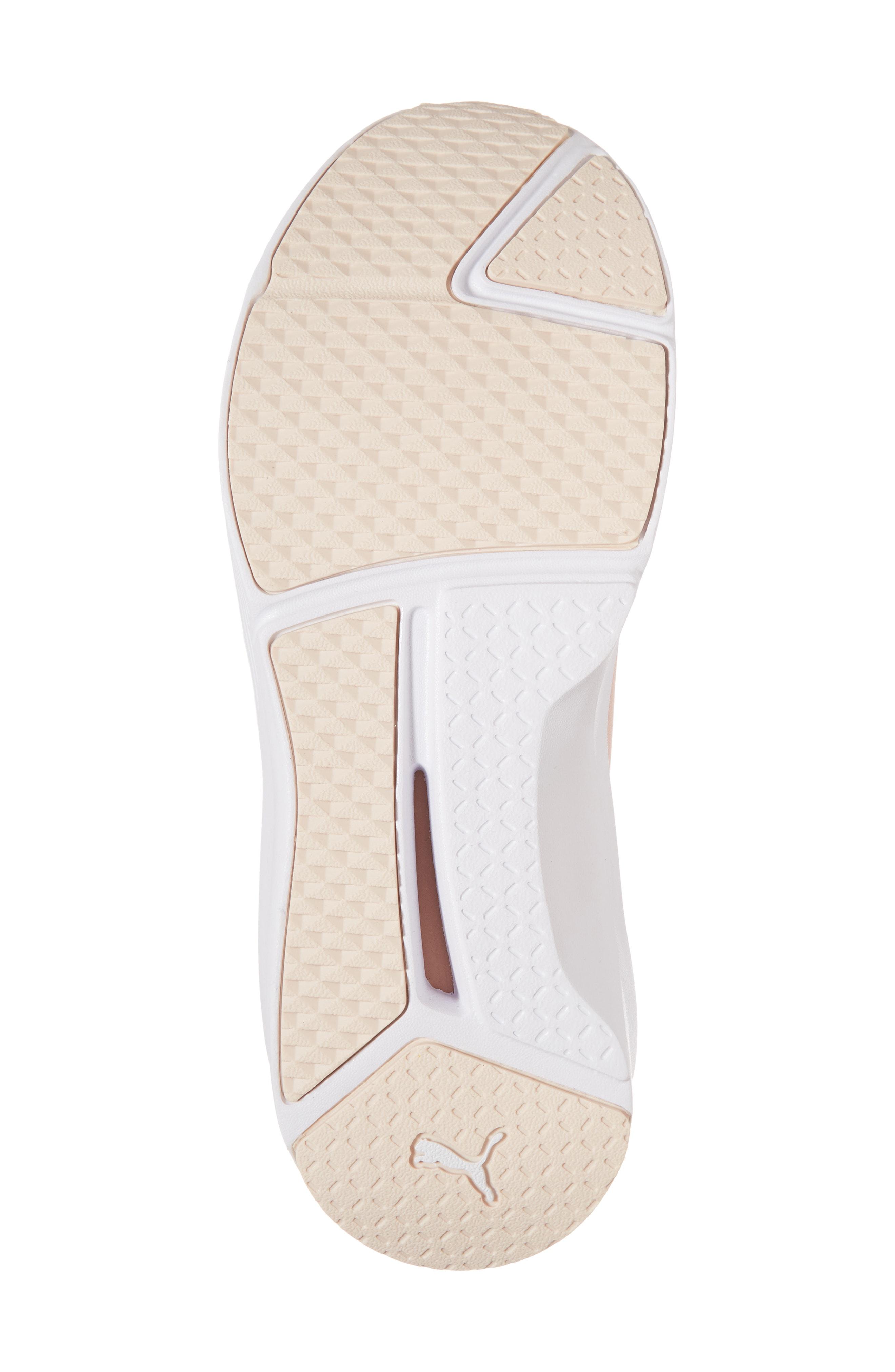 puma fierce satin en pointe