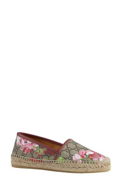 Shop Gucci Espadrille Slip-on Flat In Red Floral