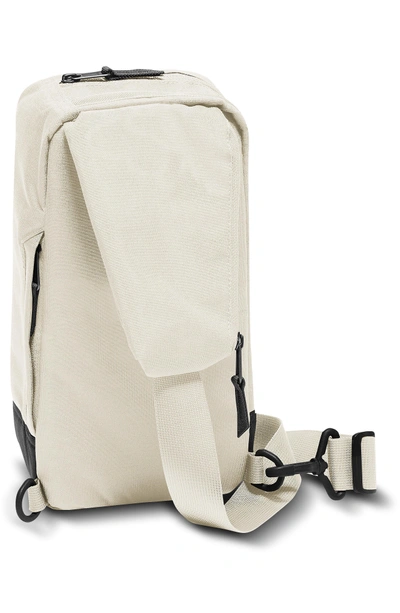 Shop The North Face Field Bag - White In Vintage White Heather/ Black