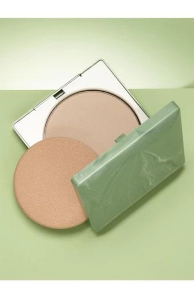 Shop Clinique Stay-matte Sheer Pressed Powder In Honey Wheat