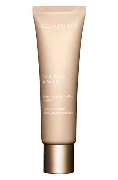 Shop Clarins Pore Perfecting Matifying Foundation In Nude Amber